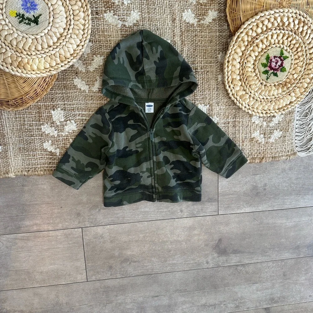 Old Navy Camo Zip Hoodie Jacket Baby Boy Camouflage Hoodie Size 3-6 Months